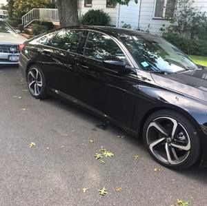 Meet your Posher, Ernando